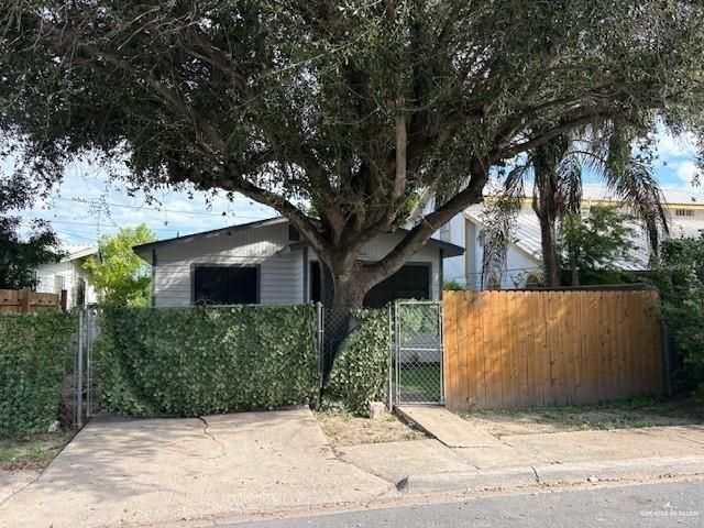 113 E Martinez Street, Pharr, TX 78577