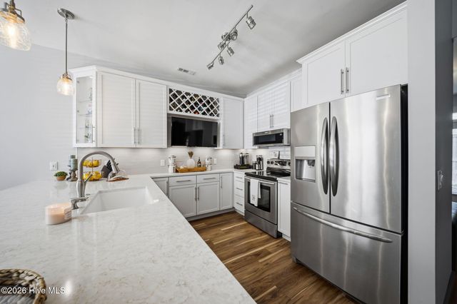 5813 Wrightsville Avenue Apt 171, Wilmington, NC 28403