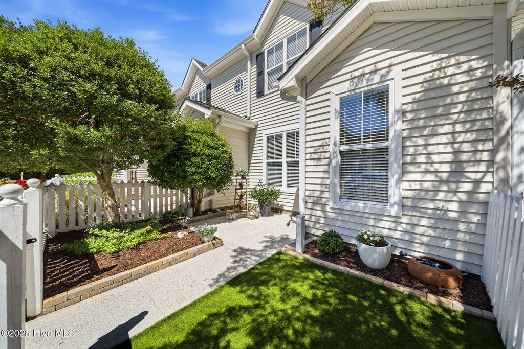 5813 Wrightsville Avenue Apt 171, Wilmington, NC 28403
