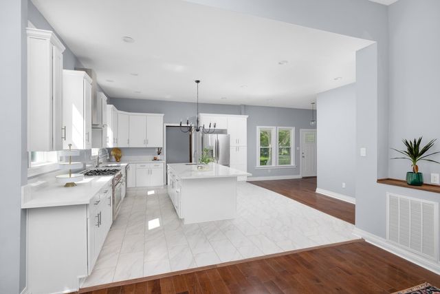 404 LIBERTY AVE E, Covington, TN 38019
