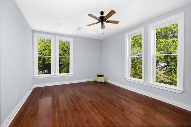 404 LIBERTY AVE E, Covington, TN 38019