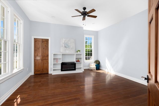 404 LIBERTY AVE E, Covington, TN 38019