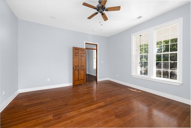 404 LIBERTY AVE E, Covington, TN 38019