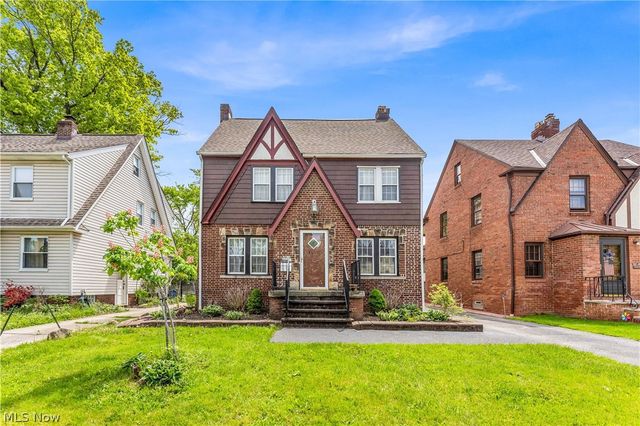 3618 Farland Road, University Heights, OH 44118