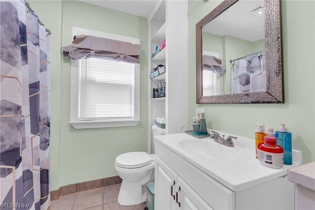 3618 Farland Road, University Heights, OH 44118