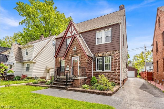 3618 Farland Road, University Heights, OH 44118