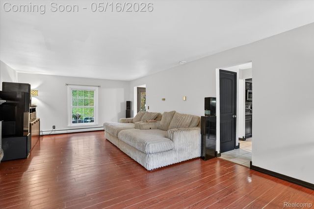 17301 Donohue Road, Unadilla Township, MI 48169