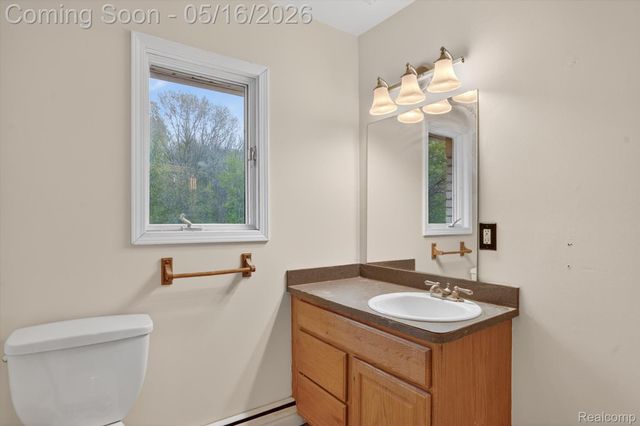 17301 Donohue Road, Unadilla Township, MI 48169