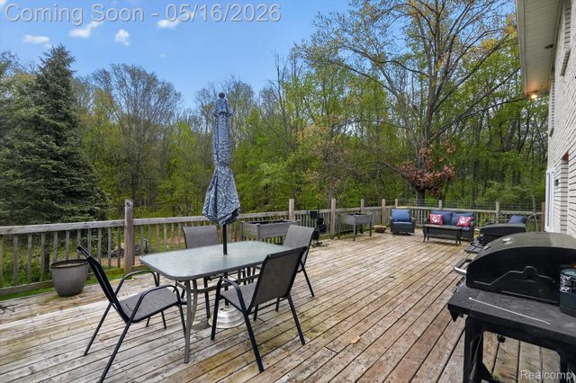 17301 Donohue Road, Unadilla Township, MI 48169