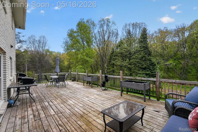17301 Donohue Road, Unadilla Township, MI 48169