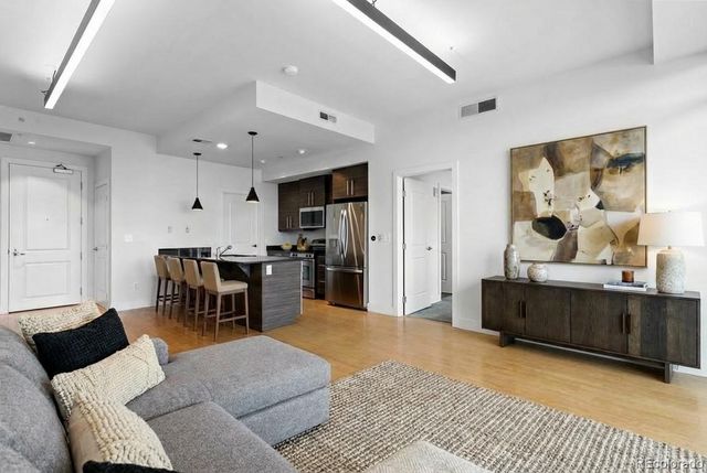 2001 N Lincoln Street 2220L, Denver, CO 80202