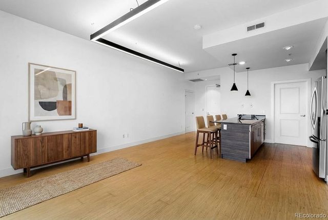 2001 N Lincoln Street 2220L, Denver, CO 80202