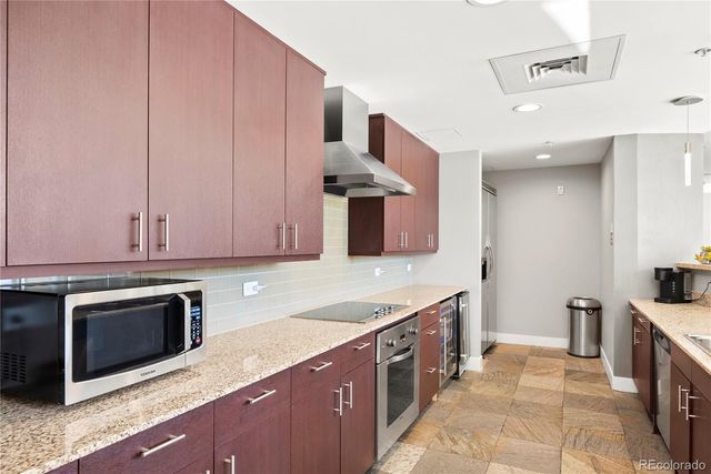 2001 N Lincoln Street 2220L, Denver, CO 80202