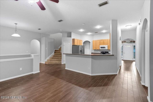 8871 CANOPY OAKS Drive, Jacksonville, FL 32256