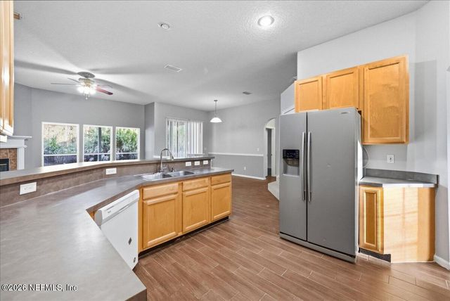 8871 CANOPY OAKS Drive, Jacksonville, FL 32256