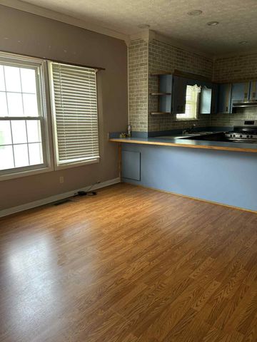 614 Elm Street, Ravenna, KY 40472