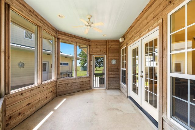 928 Upper Elgin River RD, Elgin, TX 78621
