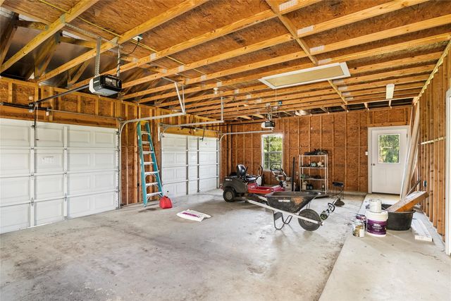 928 Upper Elgin River RD, Elgin, TX 78621