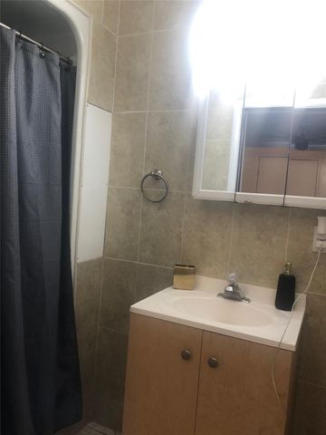 17131 NW 32 Court Apt 1, Miami Gardens, FL 33056