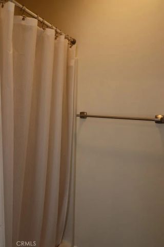 1917 W 74th, Los Angeles, CA 90047