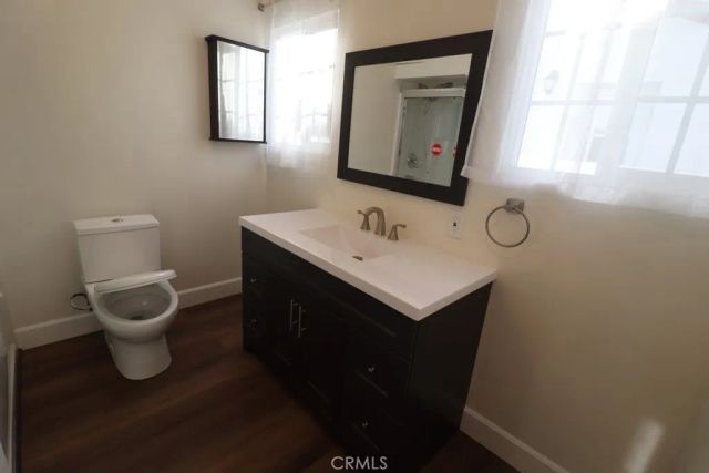 1917 W 74th, Los Angeles, CA 90047