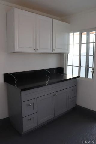 1917 W 74th, Los Angeles, CA 90047