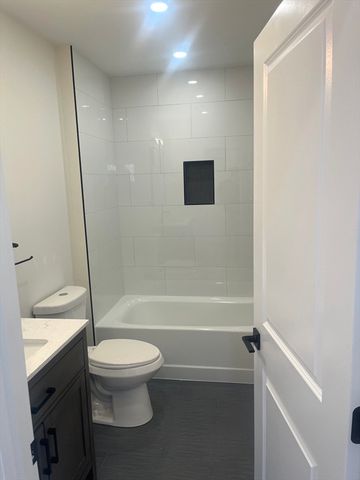 84 Arcadia 3, Revere, MA 02151