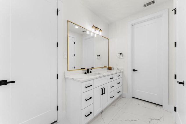 118 Ranger Road, Huntsville, TX 77340