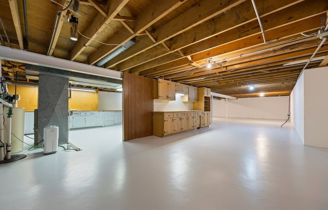 1229 Suffolk Street, Naperville, IL 60563