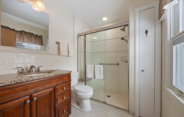 1229 Suffolk Street, Naperville, IL 60563