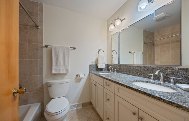 1229 Suffolk Street, Naperville, IL 60563