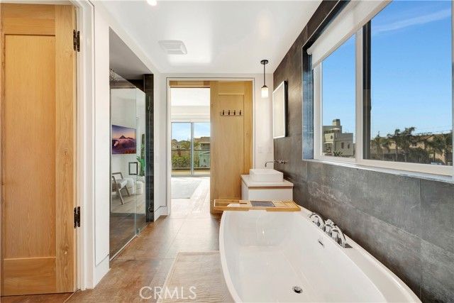 620 Huntington Street, Huntington Beach, CA 92648