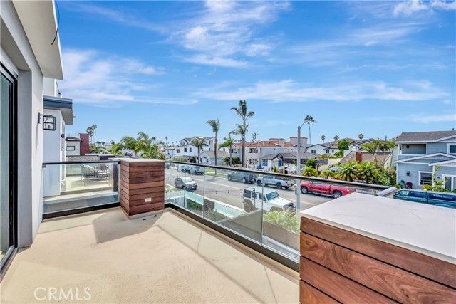 620 Huntington Street, Huntington Beach, CA 92648