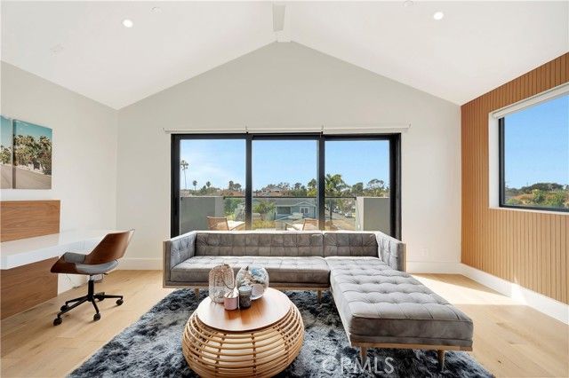 620 Huntington Street, Huntington Beach, CA 92648