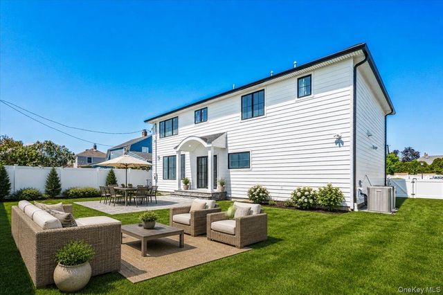 172A Harvard Street, Westbury, NY 11590