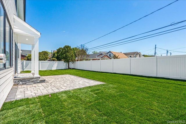 172A Harvard Street, Westbury, NY 11590