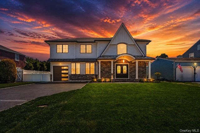 172A Harvard Street, Westbury, NY 11590