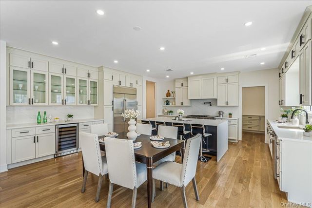 172A Harvard Street, Westbury, NY 11590