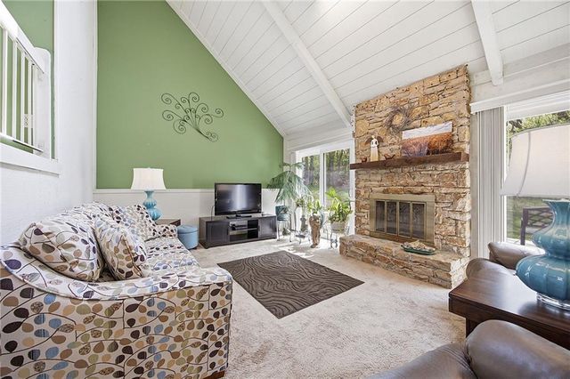14315 W 90th Court, Lenexa, KS 66215