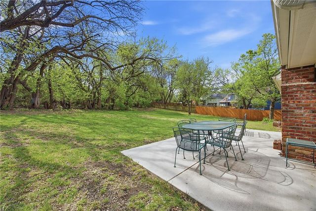 14315 W 90th Court, Lenexa, KS 66215