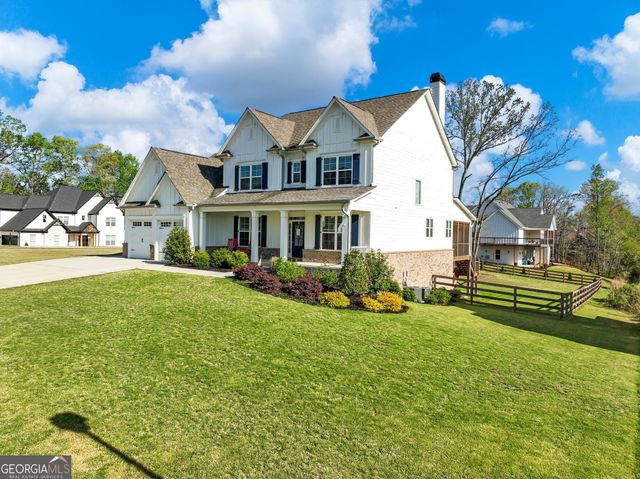 857 Champagne Lane, Hoschton, GA 30548