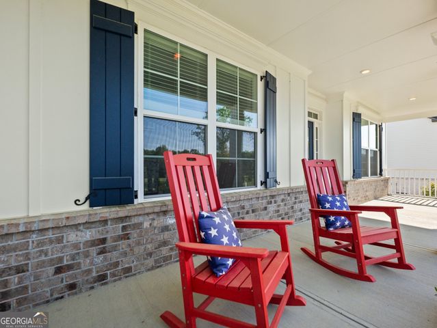 857 Champagne Lane, Hoschton, GA 30548