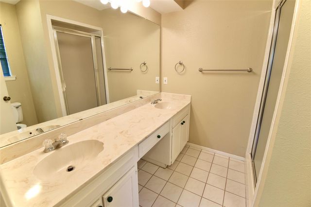 5604 Ember Drive, Arlington, TX 76016