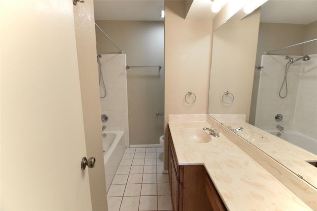 5604 Ember Drive, Arlington, TX 76016