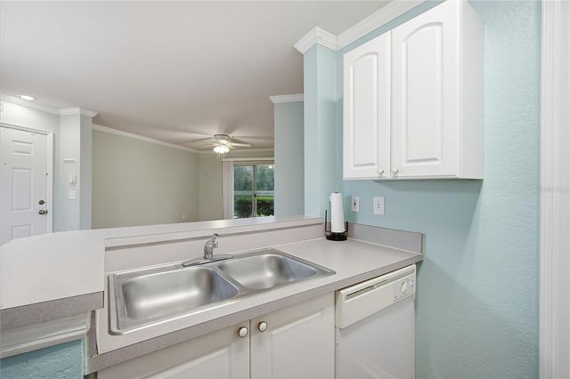 4201 WOODSTORKS WALK WAY 3111, Lutz, FL 33558