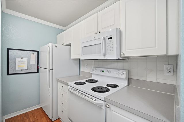 4201 WOODSTORKS WALK WAY 3111, Lutz, FL 33558