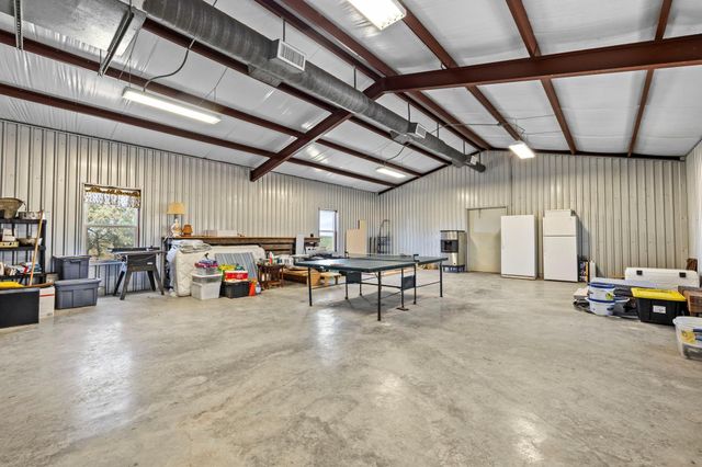 2102 PR 1377, Lampasas, TX 76550