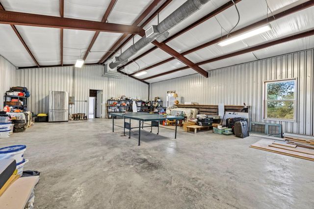 2102 PR 1377, Lampasas, TX 76550