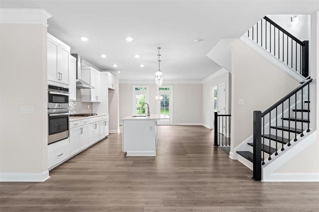 2560 Clairebrooke Bend, Atlanta, GA 30341