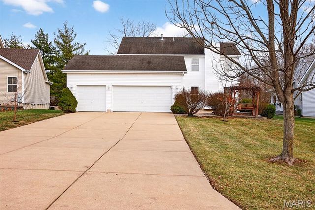 756 Thunder Hill Drive, O'fallon, MO 63368